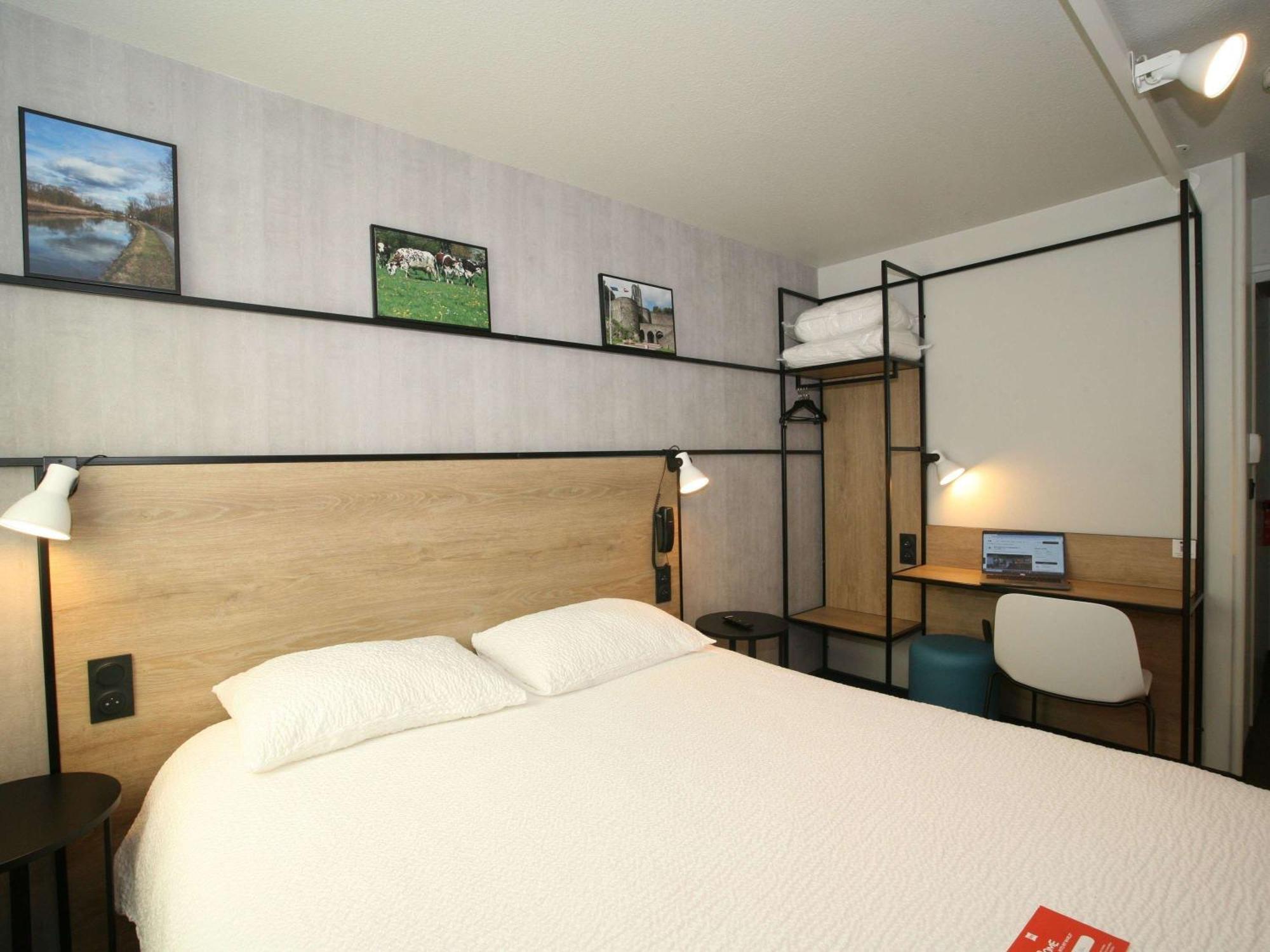 ไอบิส แซ็งโล ลา เชอวาลรี Hotel ภายนอก รูปภาพ