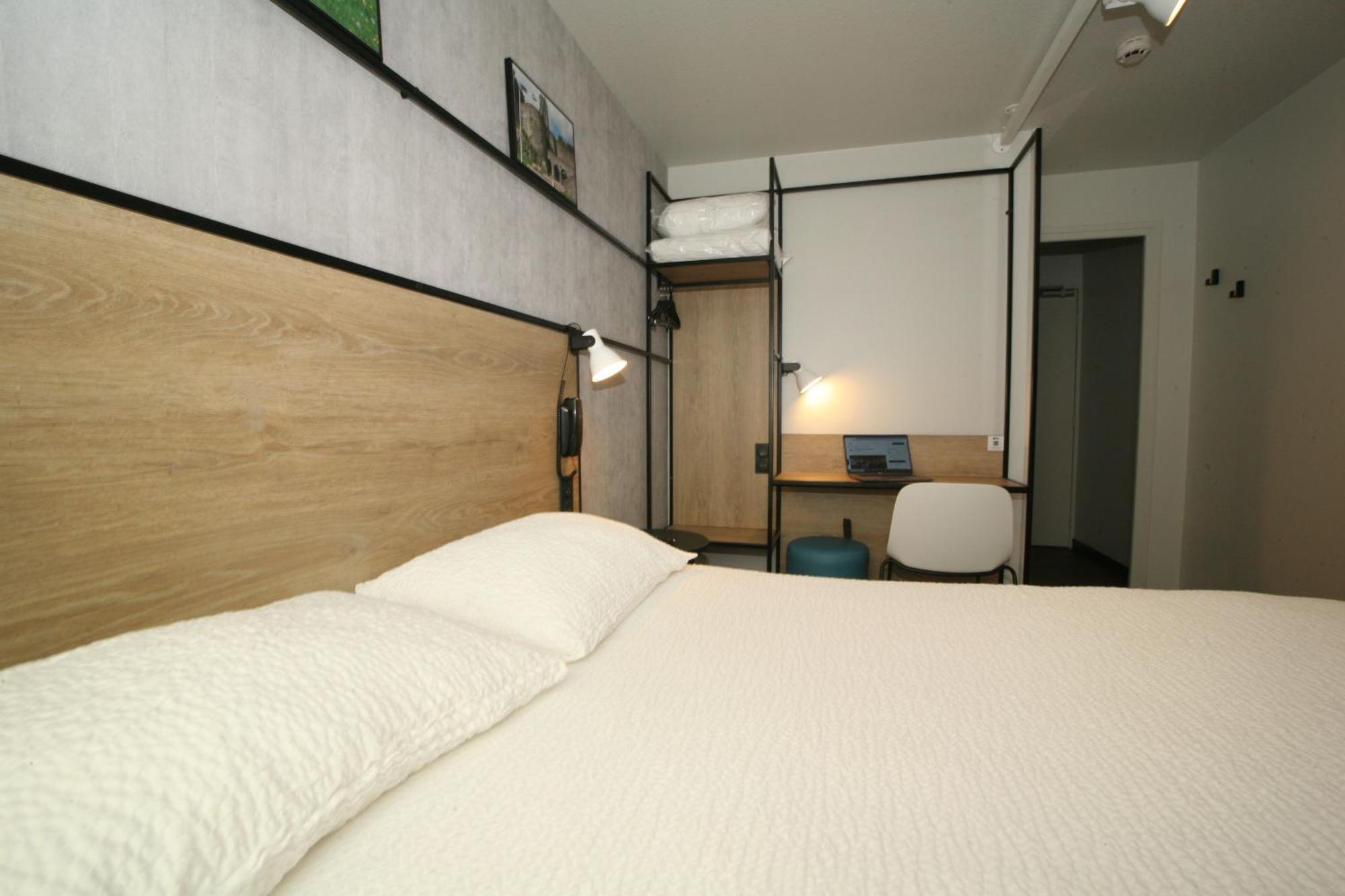 ไอบิส แซ็งโล ลา เชอวาลรี Hotel ภายนอก รูปภาพ